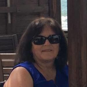 Meet your Posher, Vickie